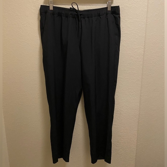 Summersalt Black On The Go Straight Leg Pant Size 10 - Picture 2 of 10
